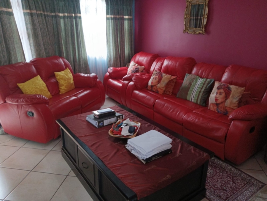 4 Bedroom Property for Sale in Amalinda Eastern Cape